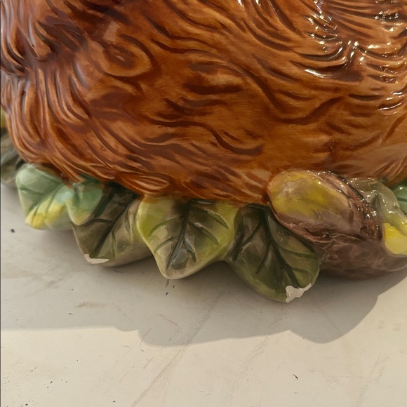 Ceramic Fox Figurine with Leaves - Picture 8 of 8